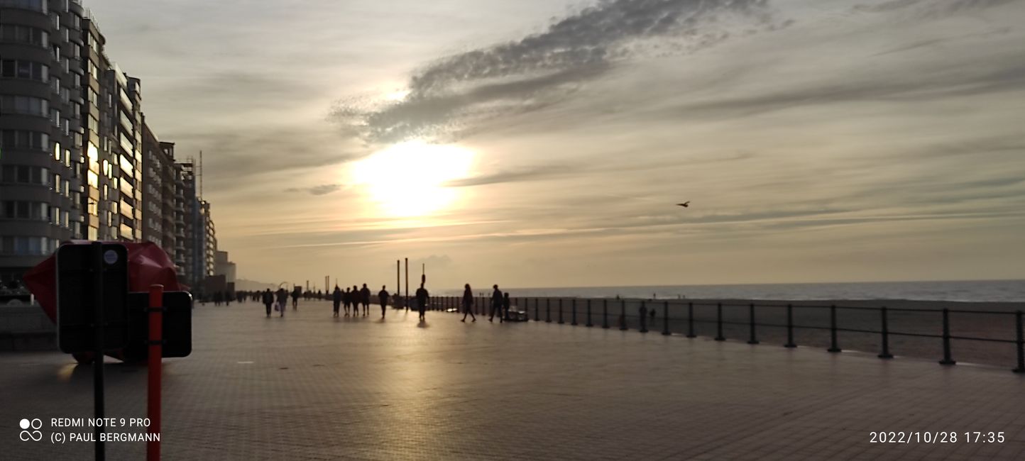 Oostende - tolle Küste bei einem geilen Sonnenlicht!