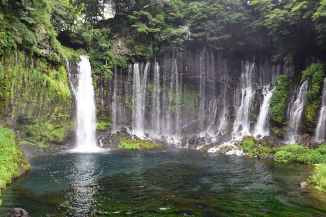 Die Shiraito Wasserfälle