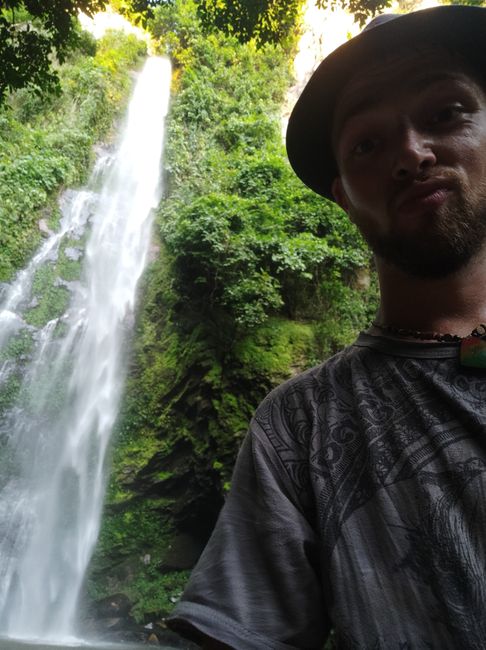 Trip to Wli Falls