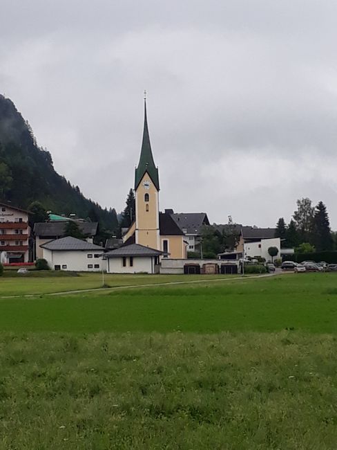 On the way to the church at Walchsee 