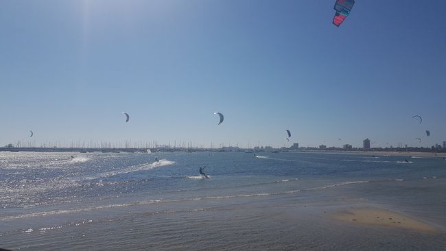 Kite-Surfing. 