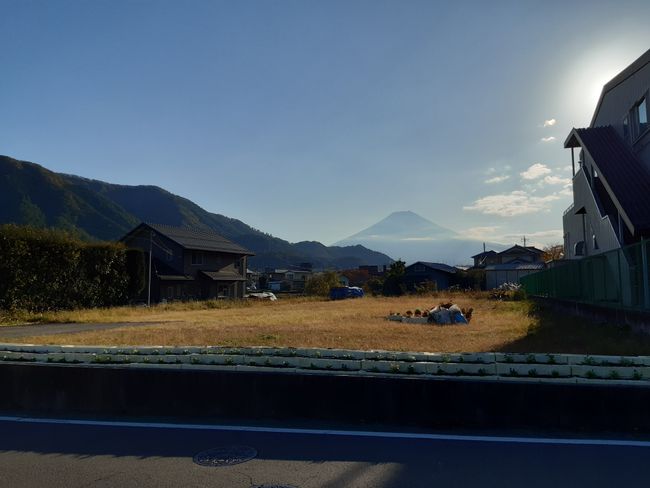 und auch vom Dorf aus gibt es Aussicht auf Fuji #27