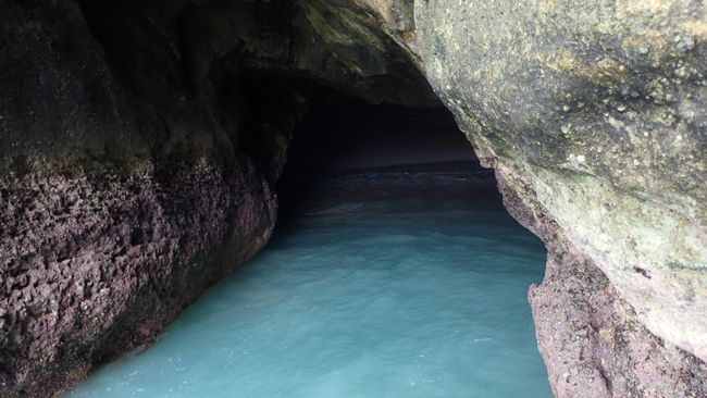 Versteckte Höhle 