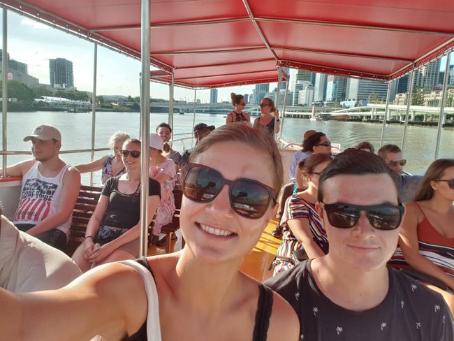 Brisbane - Free tour with the ferry