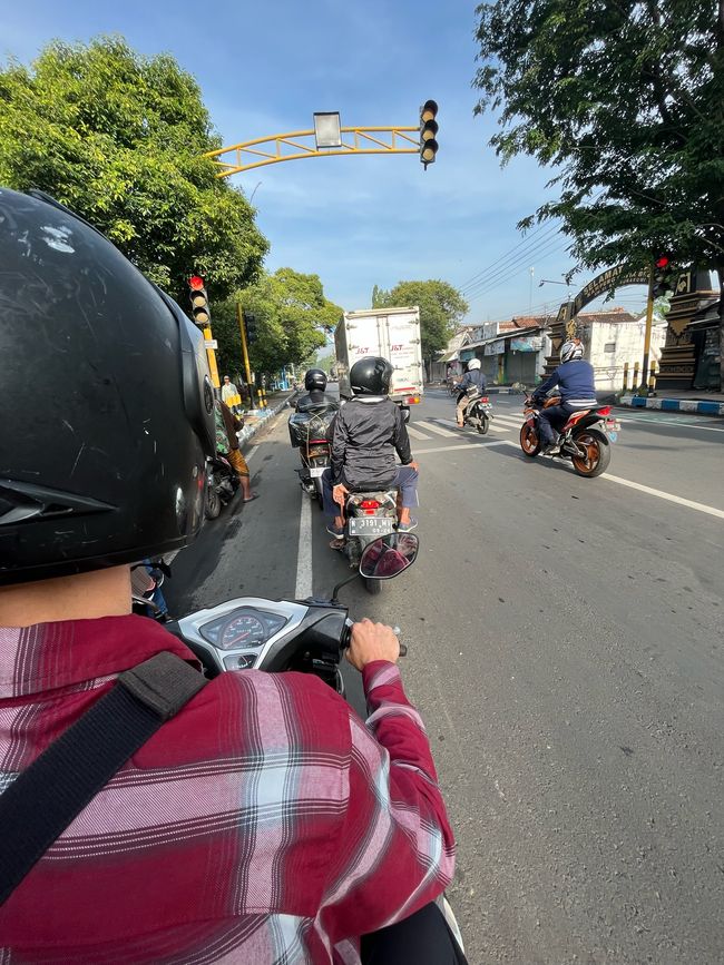 Scooter tour