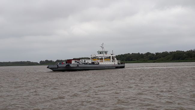 Elbe Ferry Glückstadt
