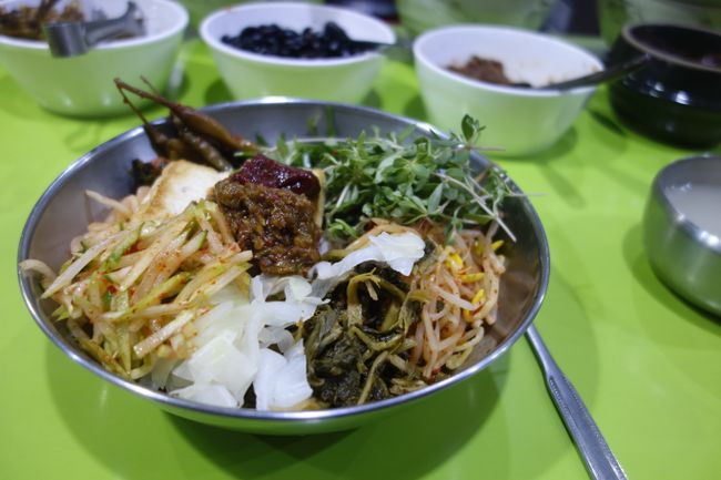 Eating in Korea