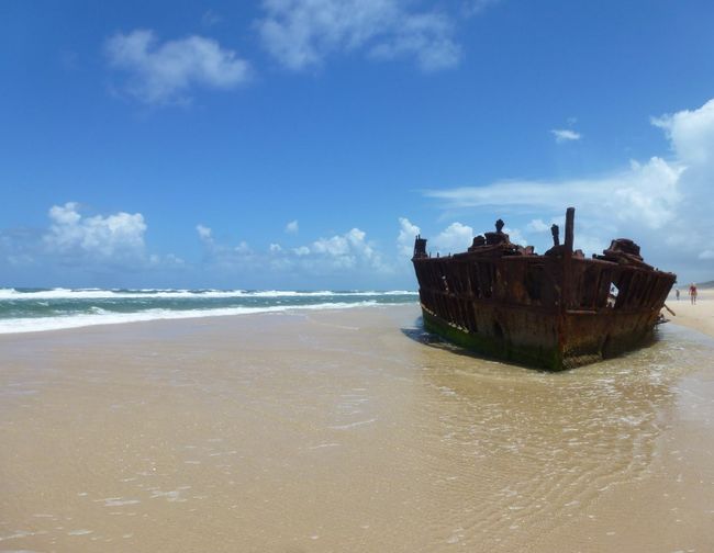 Fraser Island - Wreck of the SS Maheno
