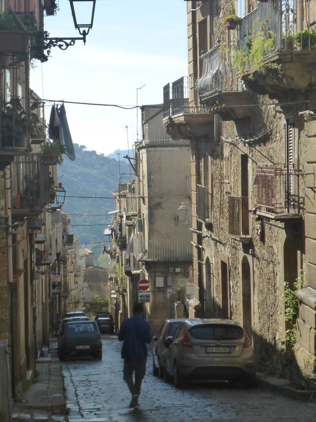 Cycling through Calabria to Sicily, Part 2