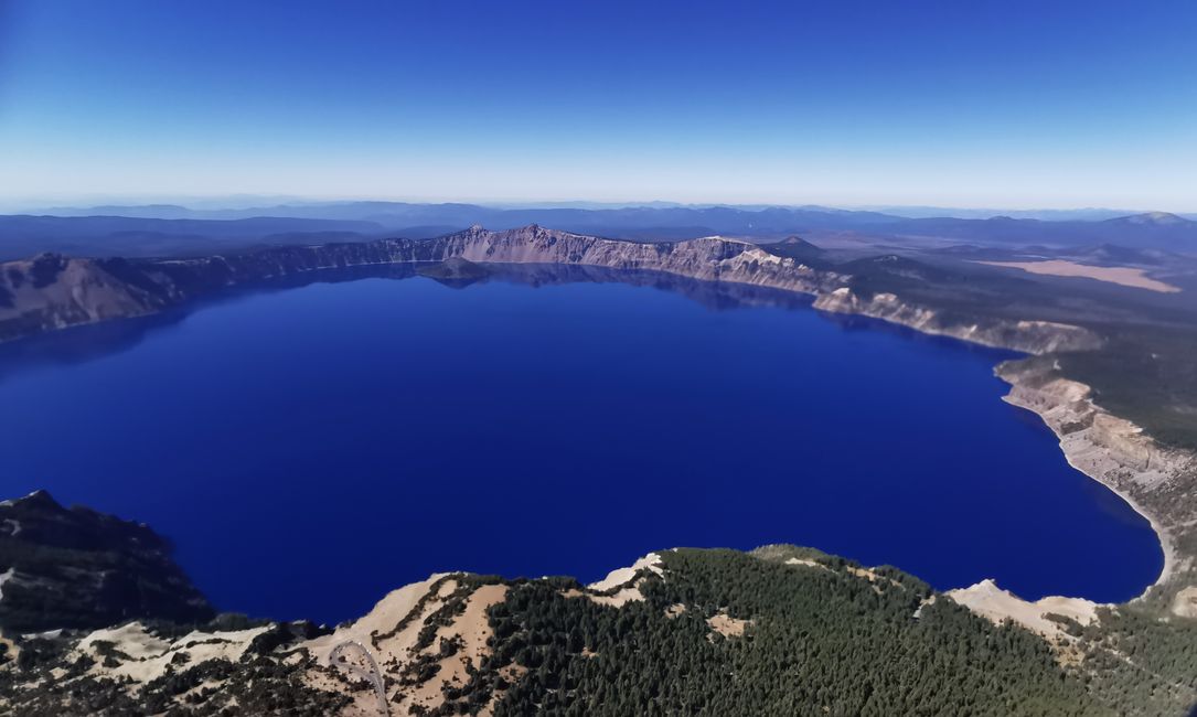... und Crater Lake in 3000m Höhe