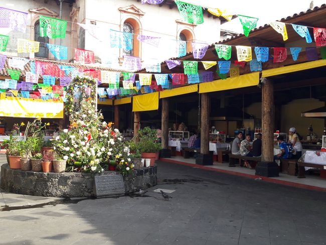 Mercado de Antojitos in Uruapan