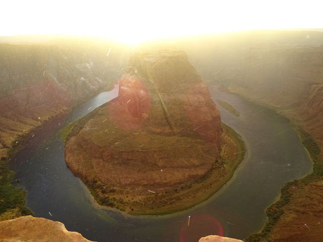 Sunset @ Horseshoe Bend, the raindrops danced up and down