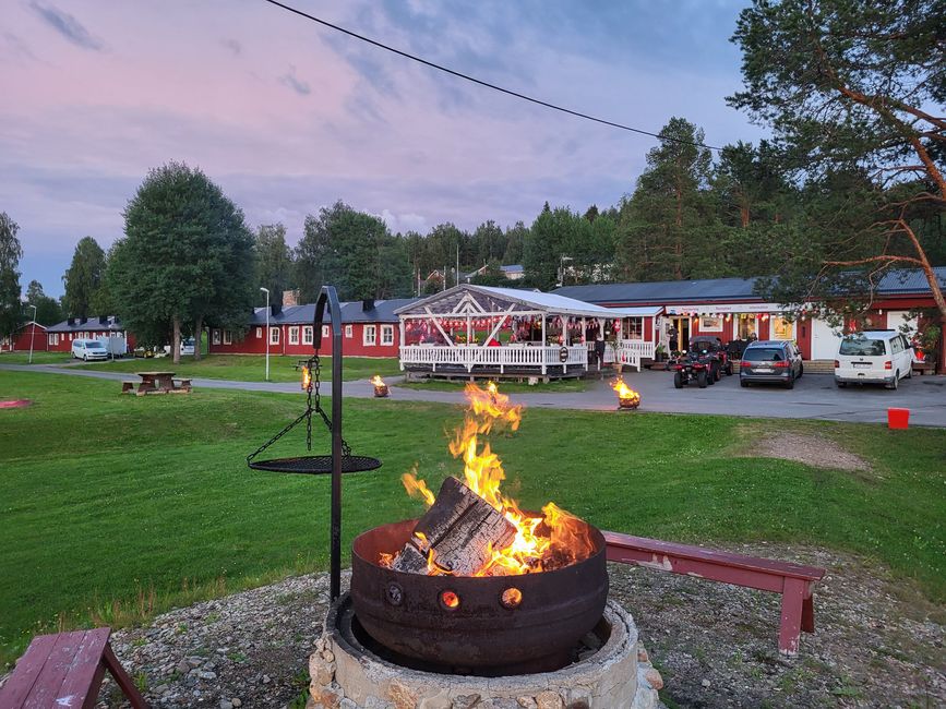 Evening mood at Norrsken Lodge