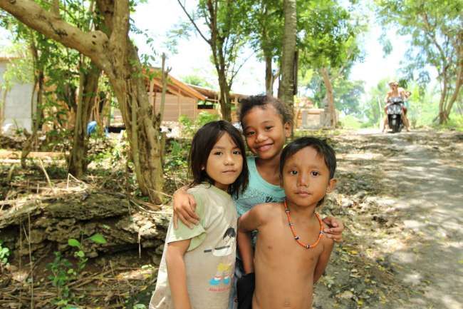 Kinder auf Nusa Ceningan