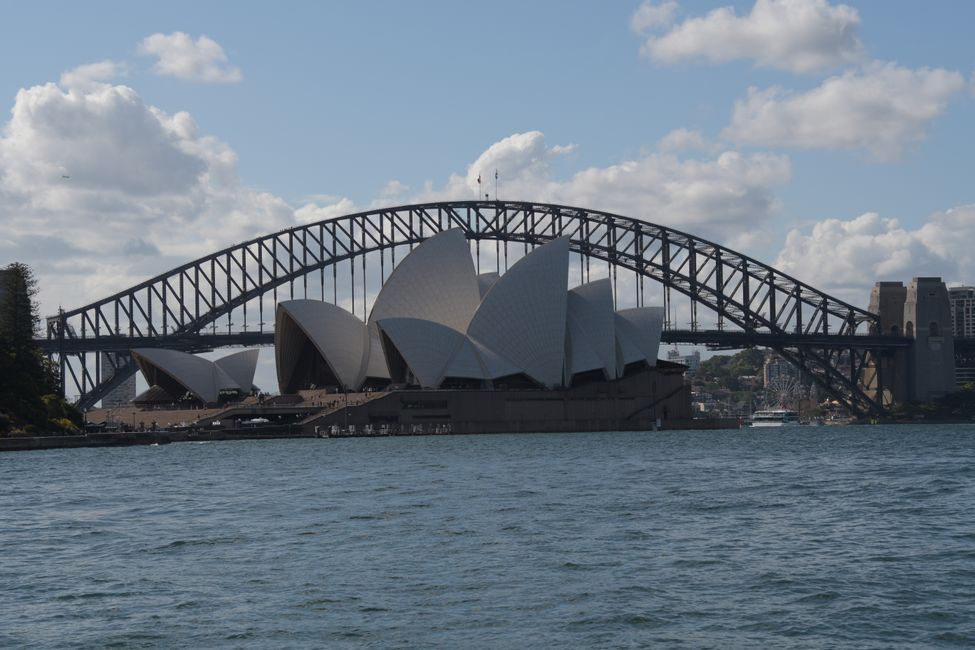Australia - New South Wales - Sydney - Harbour Bridge and Opera House