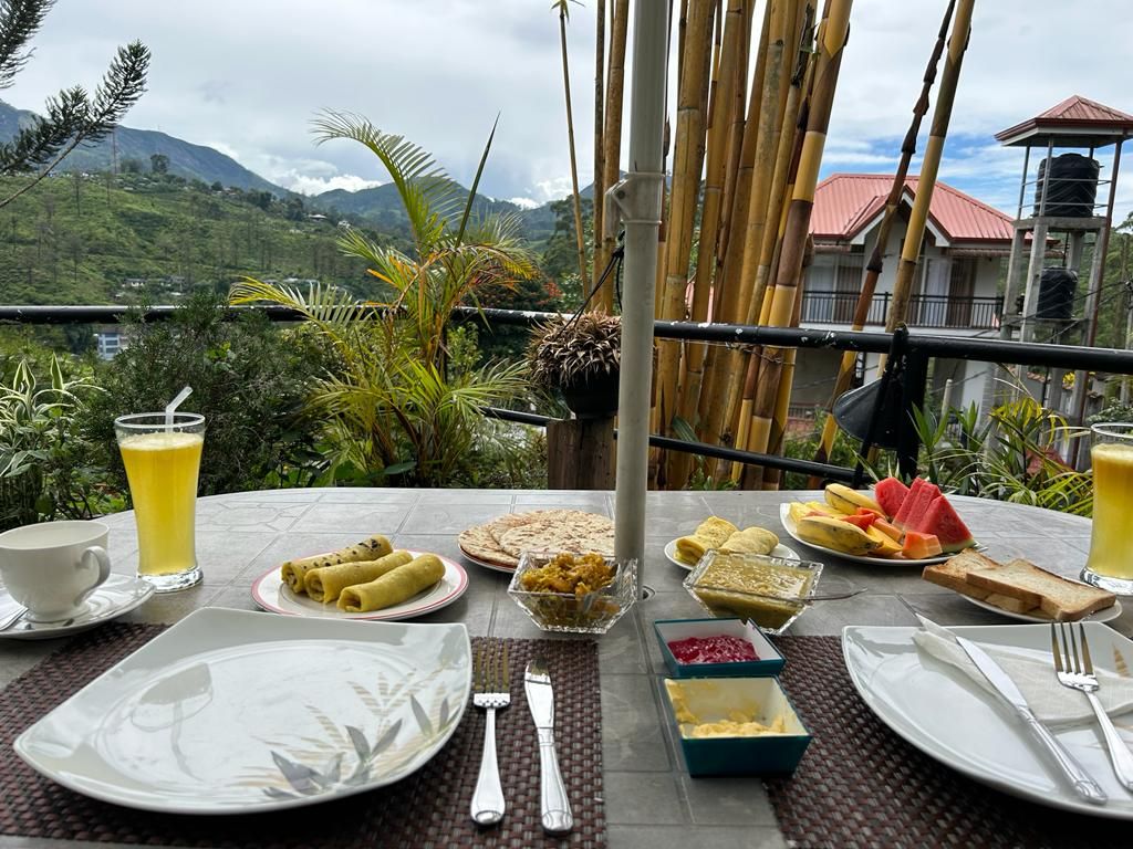 Frühstück mit Panorama Blick