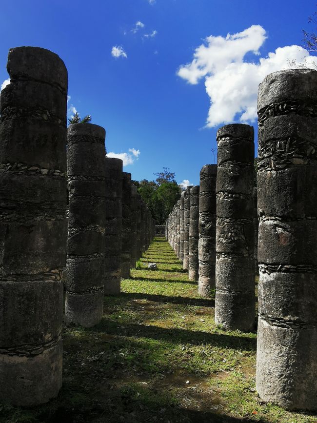 മെക്സിക്കോ - ലോകത്തിലെ യഥാർത്ഥ അത്ഭുതങ്ങൾ, തകർന്ന അസ്ഥികൾ, കരീബിയൻ ദ്വീപുകൾ എന്നിവയ്ക്കിടയിൽ