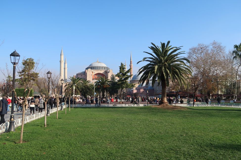 Hagia Sofia vom Sultanahmet-Park aus
