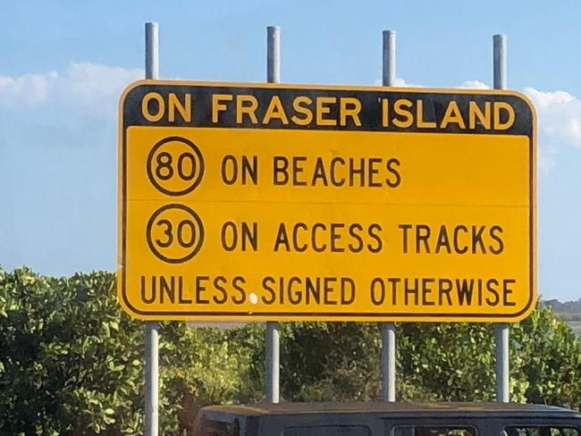 Ohne Worte - der Highway auf der Insel ist der Strand... ;-)