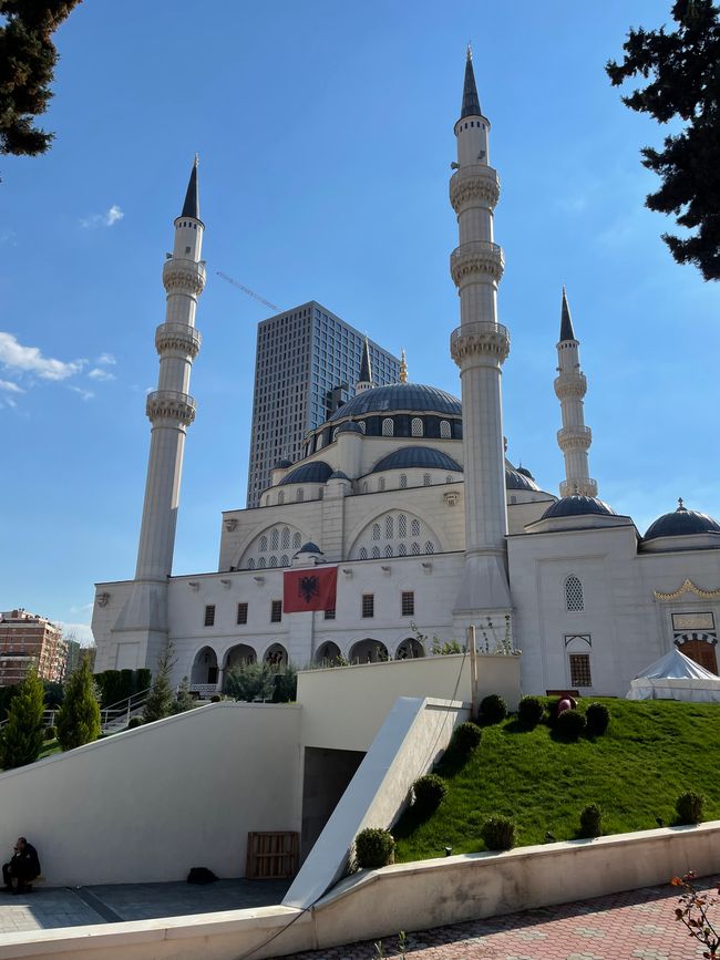 The huge new mosque in Tirana, financed by Erdogan 