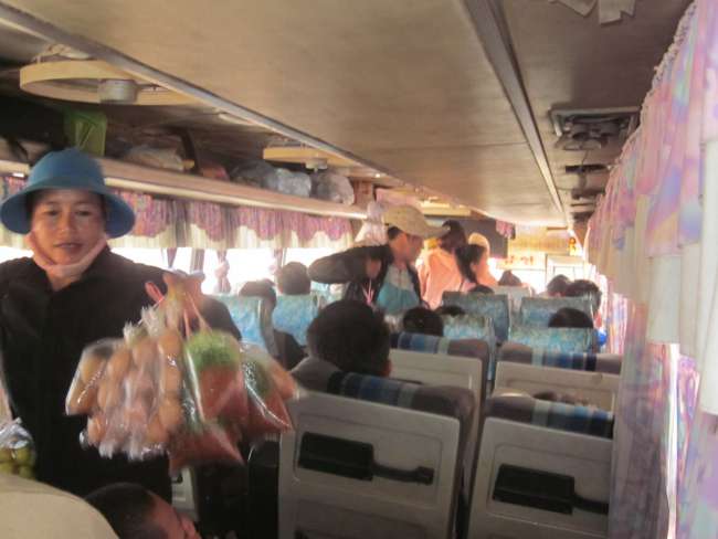 Busfahrt nach Savanakhet