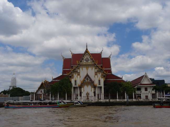 Bangkok: Igual, igual pero diferente...