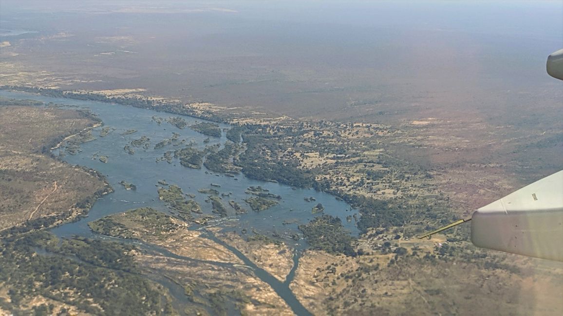 There is the Zambezi!