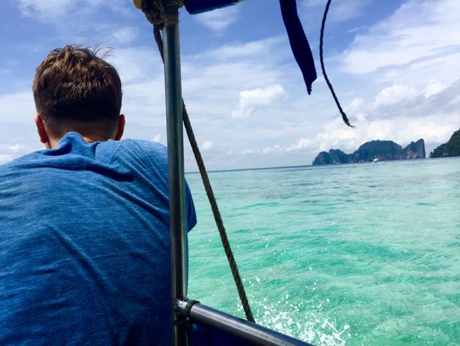 A dreamy island day on Koh Phi Phi