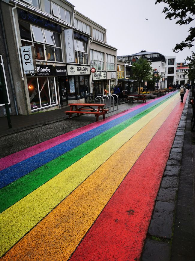 Regenbogenstrasse in Reykjavik 