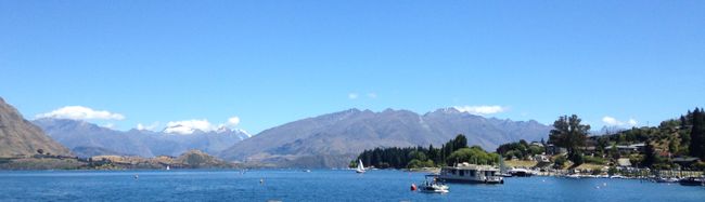 View over Lake Wanaka