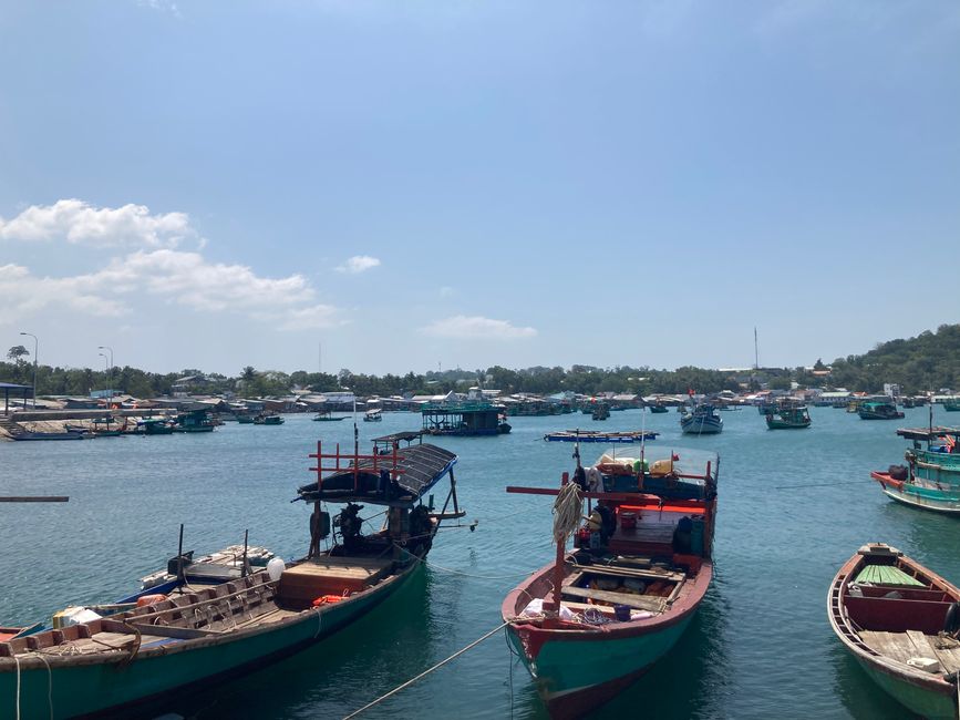 Hafen von Ganh Dau