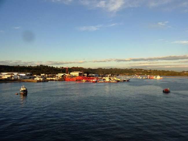 Tag in Puerto Montt and boarding