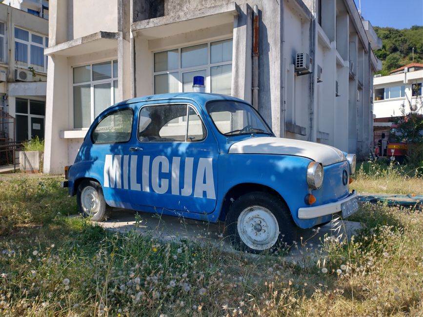 Partybeaches, authentisches Hinterland und dicke Autos: Ulcinj / Montenegro