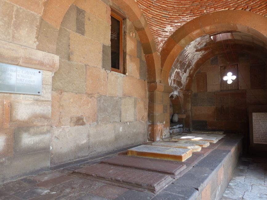 Wagharschapat die älteste Kathedrale der Welt