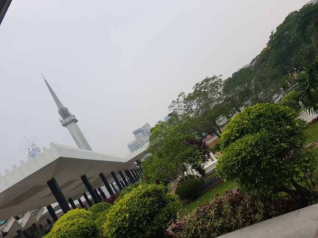 Kpakpaluʋuiwo ƒe Tsaɖibɔ kple Masjid Negara