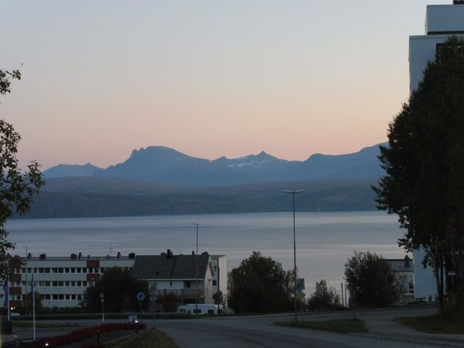 Vor Sonnenaufgang in Narvik