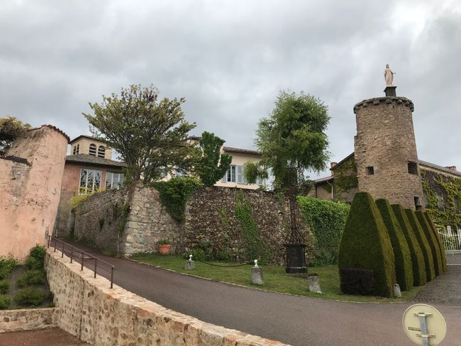 May 18th/49th day: Noailly - Saint-Alban-les-Eaux