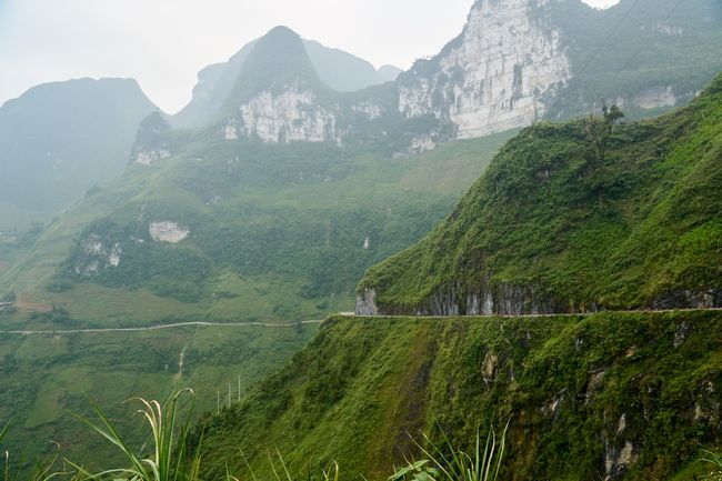 On the road - Northern Vietnam (Yen Bai - Ha Giang - Ma Pi Leng Pass - Bao Lac)