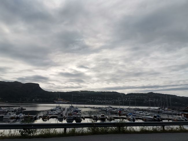 Hommelvik bei Trondheim und Dovre
