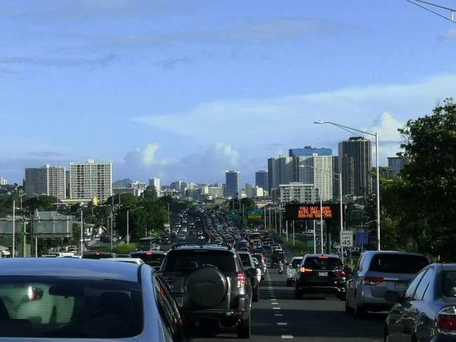Viel Verkehr in Honolulu 
