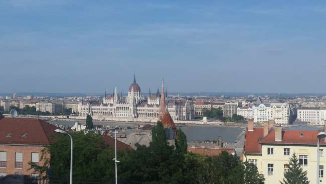 Das Budapester Parlament. 2 Meter länger als das britische