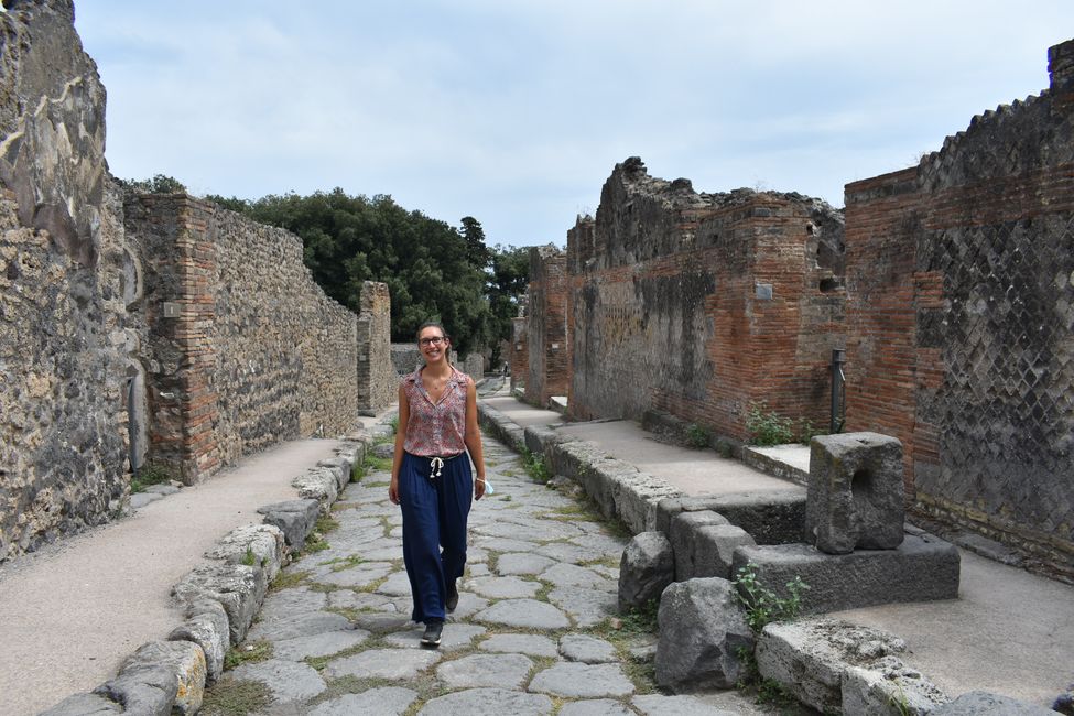 Vesuv and Pompeii - a Journey into Antiquity