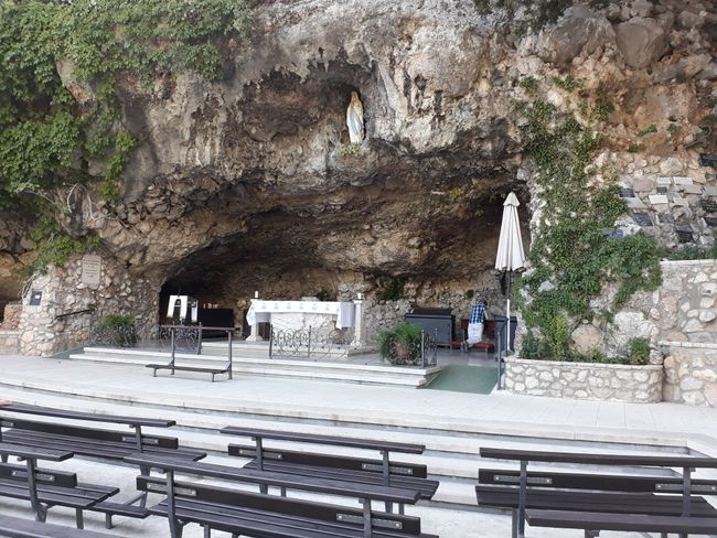 On the way to Makarska lies Vepric, the Croatian Lourdes - an oasis!