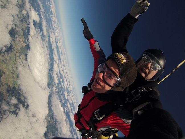 Skydiving von 16000 ft Höhe