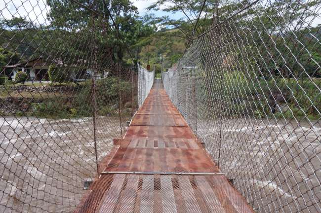 Hängebrücke über den Boquete River