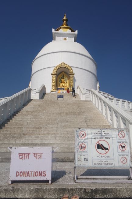 Pokhara in color