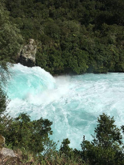 Huka Falls und geothermische Zonen auf dem Weg nach Rotorua