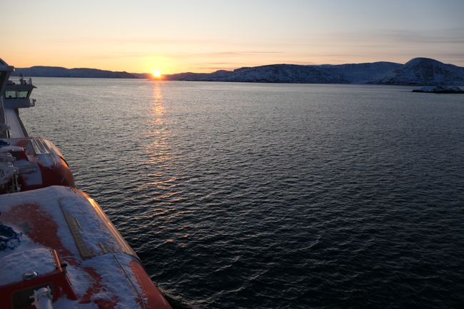 03.11. - MS Finnmarken - Course towards North Cape