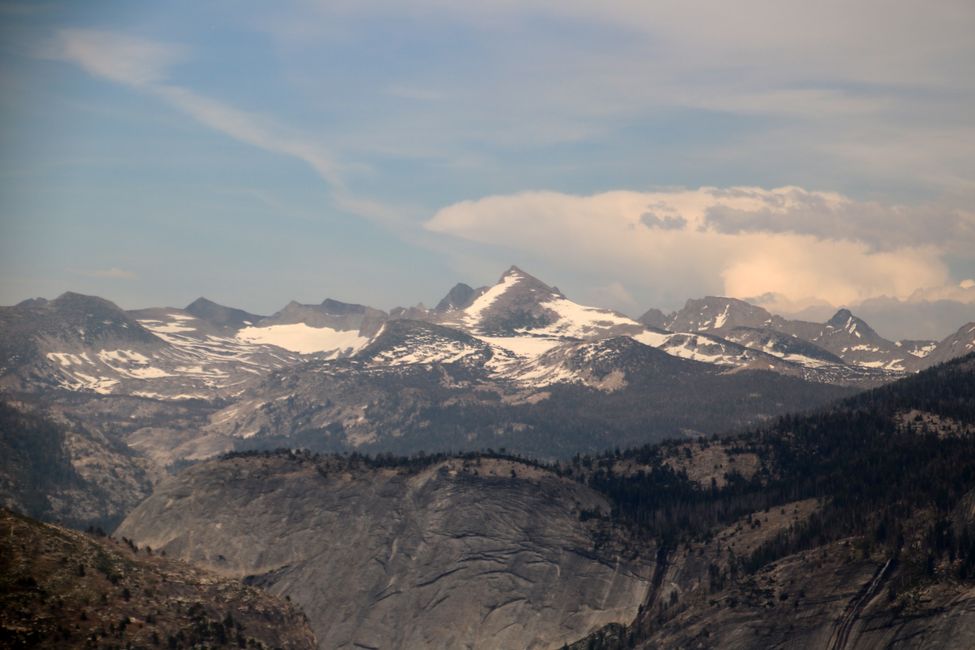 „Half Dome“, aber vollständige Begeisterung – Yosemite National Park in Kalifornien