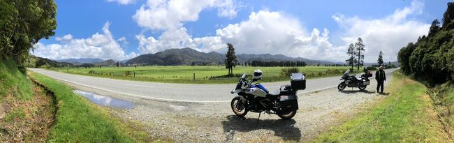 Ninth day of travel. Monster tour through the mountains to the west coast. However, 330 km and almost 5 hours on the road